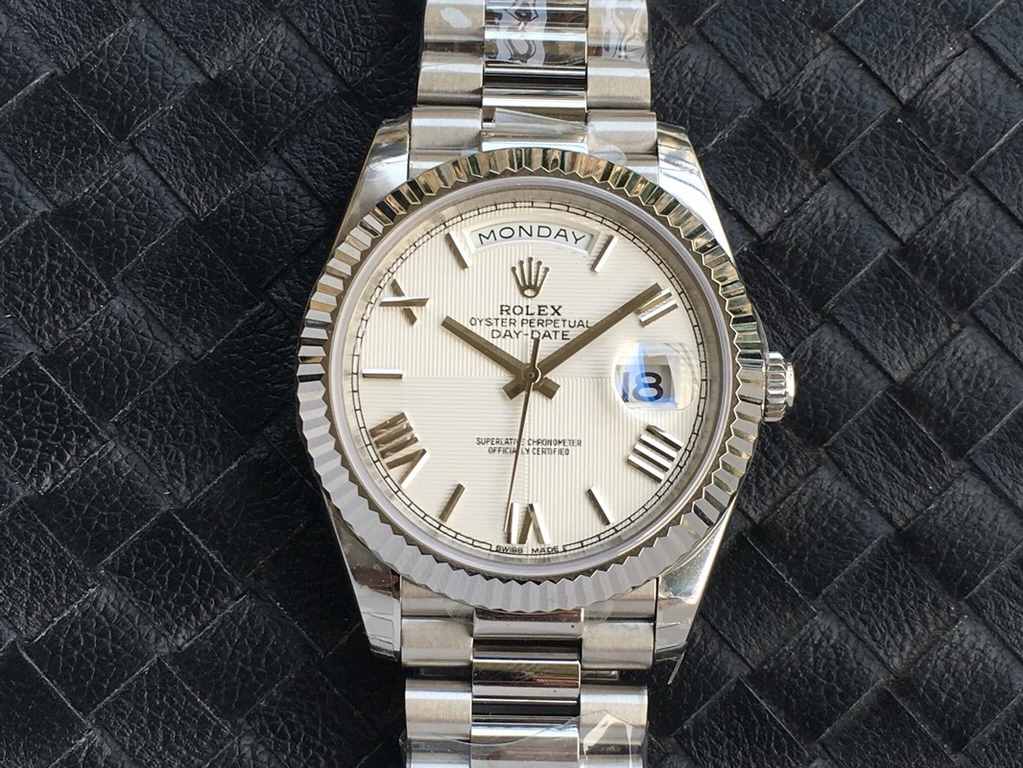 Upgrade V2 version EW Chengpin spent 8 months on the market Rolex The highest version on the market    weekly log type 3255 machine Original 1 to 1 open mold Professional size 40 mm a card one Authentic Warranty Card Ins