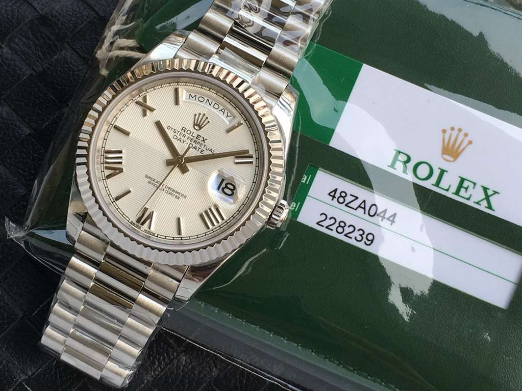 Upgrade V2 version EW Chengpin spent 8 months on the market Rolex The highest version on the market    weekly log type 3255 machine Original 1 to 1 open mold Professional size 40 mm a card one Authentic Warranty Card Ins