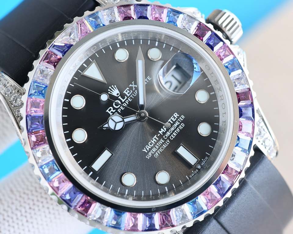 The Rolex Rolex Global Limited Edition Jeweled Yacht Masterpiece pushes the boundaries aesthetically, and you can combine your love of jewelry and Swiss watches in this watch. The bezel, case and buckle are set with Swar