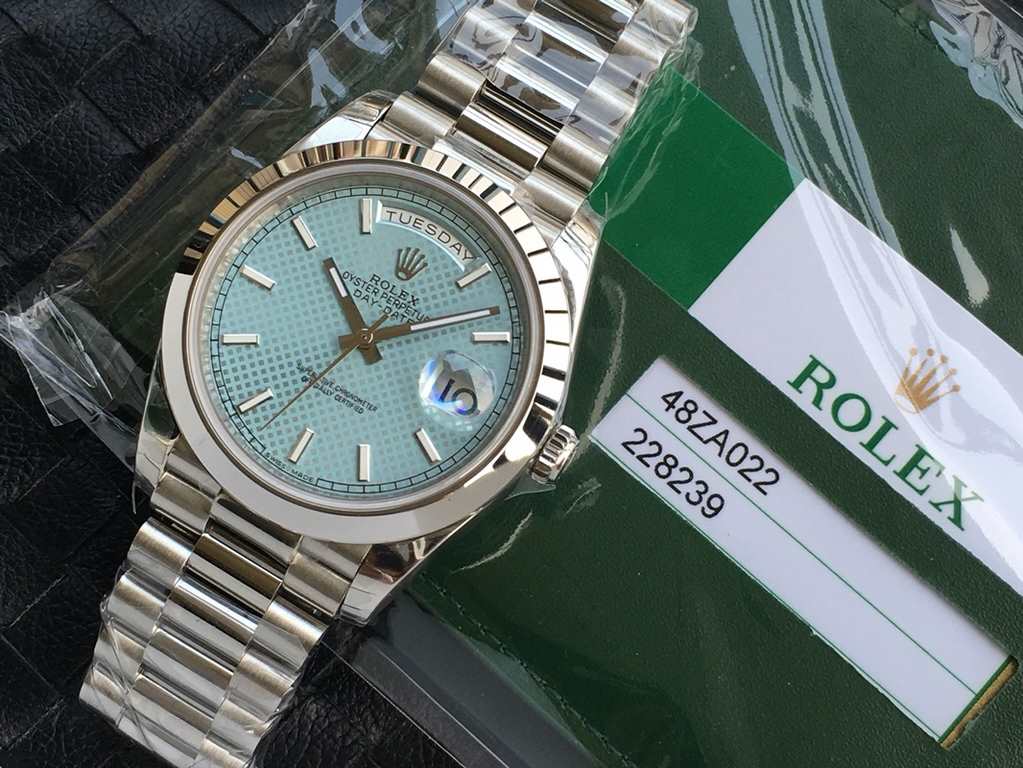 Upgrade V2 version EW Chengpin spent 8 months on the market Rolex The highest version on the market    weekly log type 3255 machine Original 1 to 1 open mold Professional size 40 mm a card one Authentic Warranty Card Ins