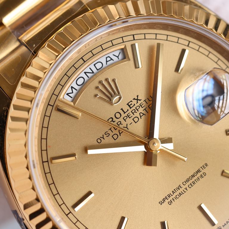 [TW] Rolex Weekly Log Type 36 series, this series of watches, bearing a lot of Rolex's classic elements dogtooth ring, presidential chain, bubble mirror, large gold watch, etc. This series of wristwatches watches since t