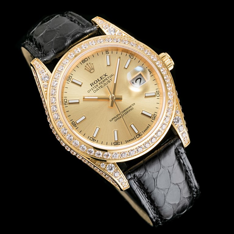 The highest version! The Rolex Full Diamond Log is known for its class. Vacuum plating, no color loss! Re-launch the upgraded version of the watch! Genuine snakeskin strap! The dial and case are set with luxurious diamon