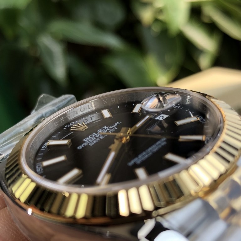 Wholesale box Support Hong Kong, U.S. direct mailA must have for the rich and powerfulThe best Rolex without one!Black with goldWhite with gold.Still imported movement! Stable timekeeping!