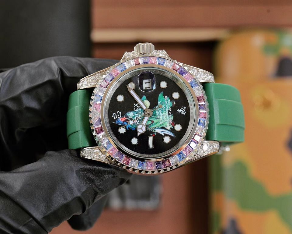 Rolex top plaything poisonous goods, do not like to hit the street watch water ghost you, he is definitely your soulmate. With Rolex's most classic submarine series water ghost as a prototype, after the ring mouth of the