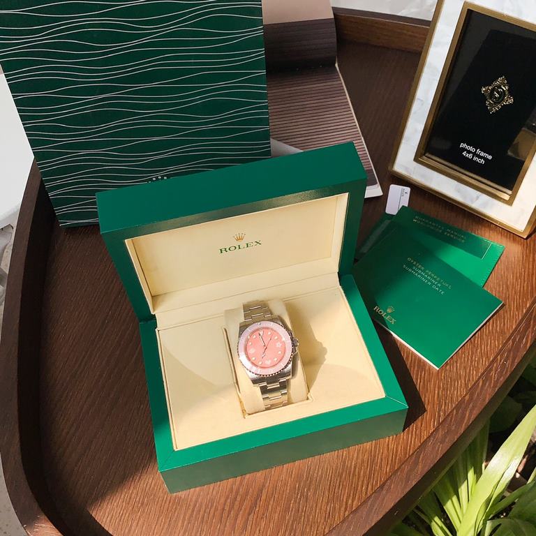 Wholesale Boxes Support Hong Kong, U.S. Direct MailRolex ROLX#BLAKEN current quantity version, only 25 in the world. The highest speculation up to 280,000 also a few months in advance to set. Come to me absolutely for yo