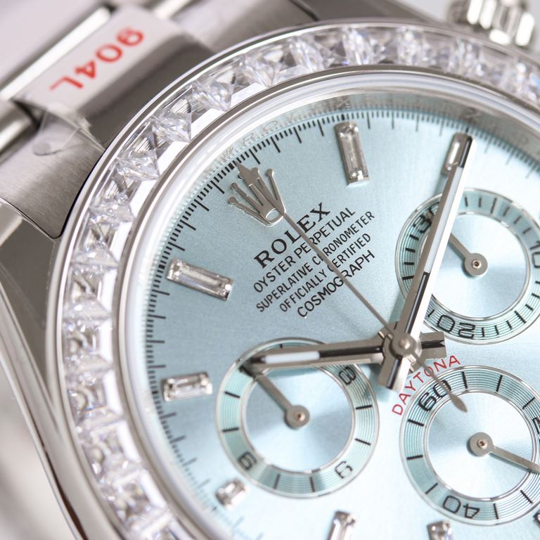 The first of the new models   Rolex presents the Diamond Bezel Daytona Eternity in white gold. It is worth mentioning that the first two models use brilliant-cut diamonds as hour-markers, while the latter upgrades them t