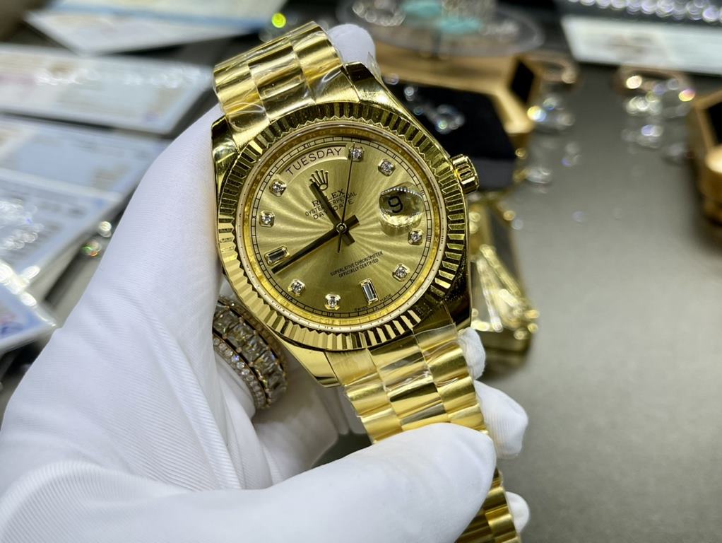 Customized Rolex log paragraph 41mm surface scale inlaid with South African real diamonds assembled ETA2836 machine package 18K yellow gold real gold K gold warranty 3 years (gold effect is the use of the least money to 