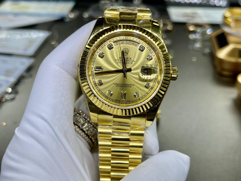 Customized Rolex log paragraph 41mm surface scale inlaid with South African real diamonds assembled ETA2836 machine package 18K yellow gold real gold K gold warranty 3 years (gold effect is the use of the least money to 