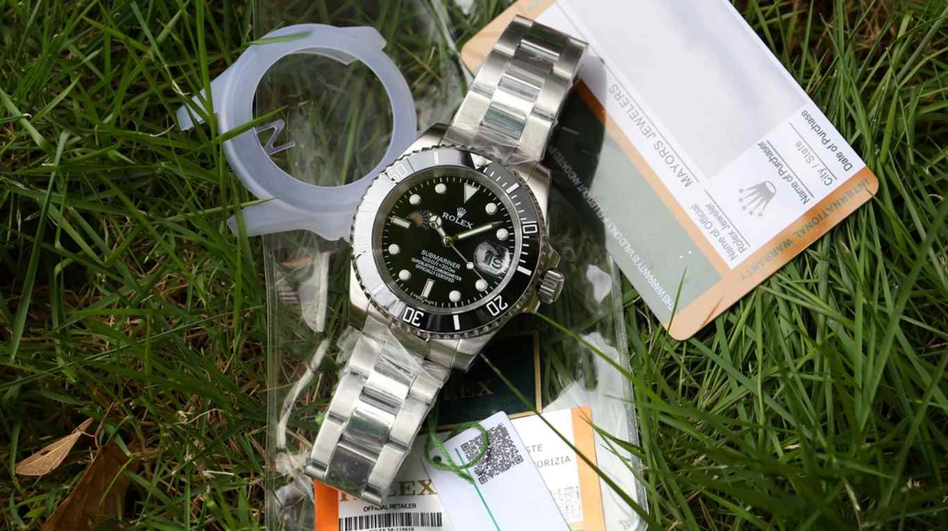 (Waterproof 5 degrees, can be swimming  )2019 newest Rolex Submariner series upgrade watch,, the Sun, Moon and Stars series, equipped with original imported 8217 movement (0 return 0 after-sales), 9-bit personalized 24-h