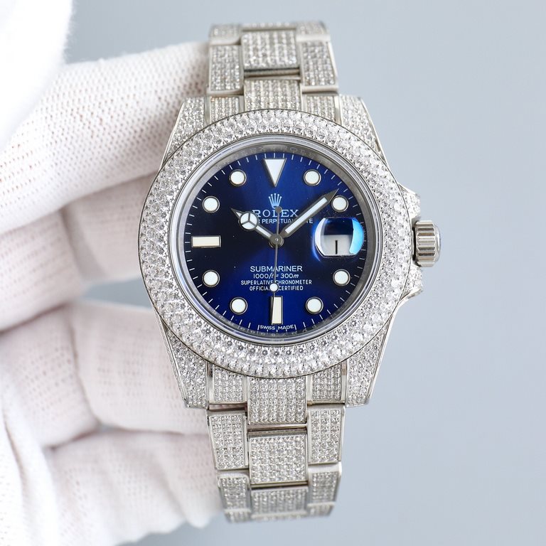 First time arrival, player poison, perfect restoration of the most expensive Rolex Full Sky watch ever made, the Submariner Pavé Diamond Special! The bezel, case, bracelet, and clasp are all densely set with the finest S