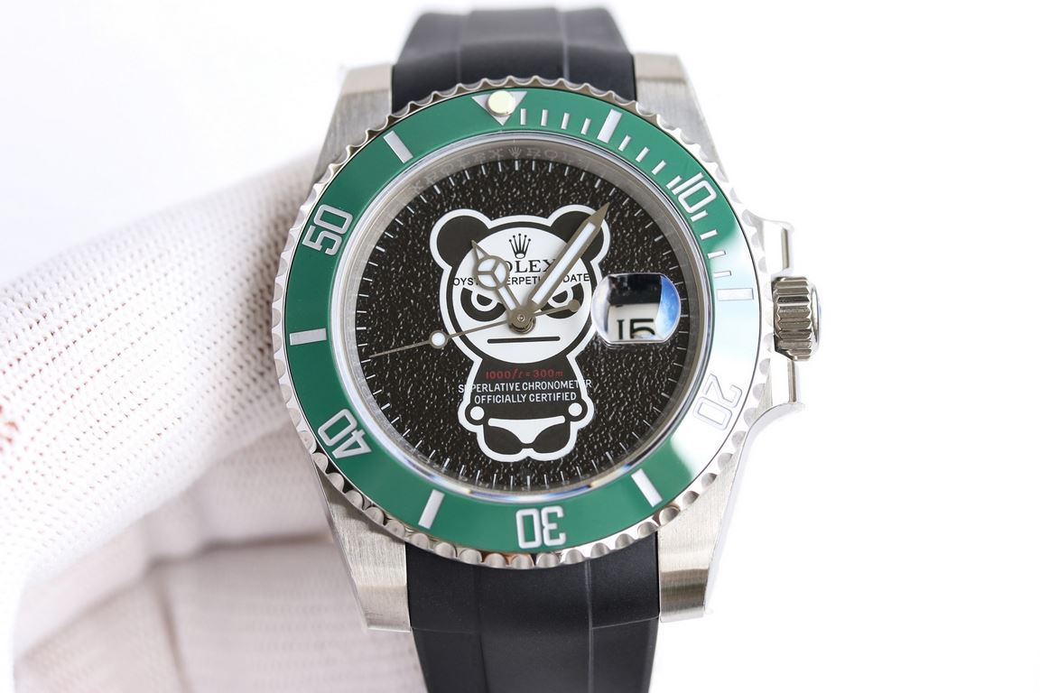 Rolex bearbrick BLAKEN Exclusive Modified Aqua Ghost SeriesNet red models [violent bear] new technology, 3D dial! 40mm scratch-resistant sapphire glass, anti-reflective convex enlarged date window, winding crown, screw-d