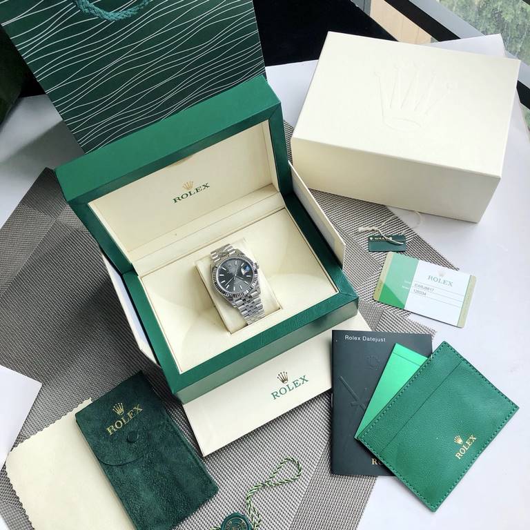 Wholesale box support Hong Kong, the United States direct mailRolex Rolex Logotype series men's watches, special channel bull goods! Dial size 41mm, equipped with Rolex Log original 3235 automatic mechanical movement, sc