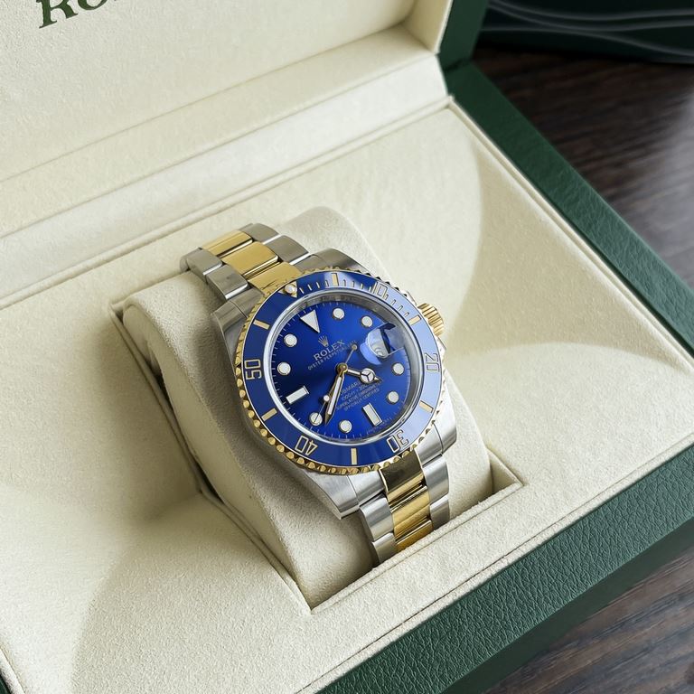 Top of the line gold clad model! Rolex Submariner series is a model of classic watches, this watch gold noble and bright and stainless steel solid and matchless in one, King Kong combination makes the watch more atmosphe