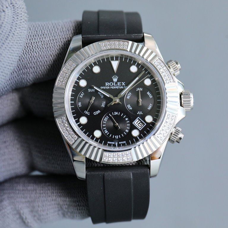 A small amount from WO has arrived! New Rolex Cosmo Chrono Ditonner Star 40 Series - 904 Steel Pavéd Diamonds1 The whole watch is densely encrusted with top quality Swarovski diamonds, c second to the details and workman