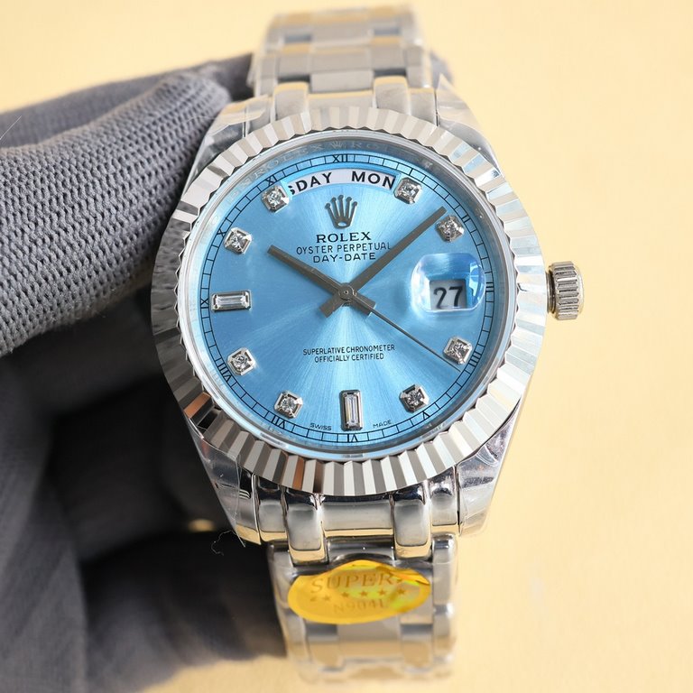 The latest masterpiece Rolex Day Date 40mm 21st Century!1 Classic 904L case with light bezel!2 Mirror material - scratch-resistant sapphire crystal, anti-reflective convex magnified (2.5x) date window!3 [strap] with elec