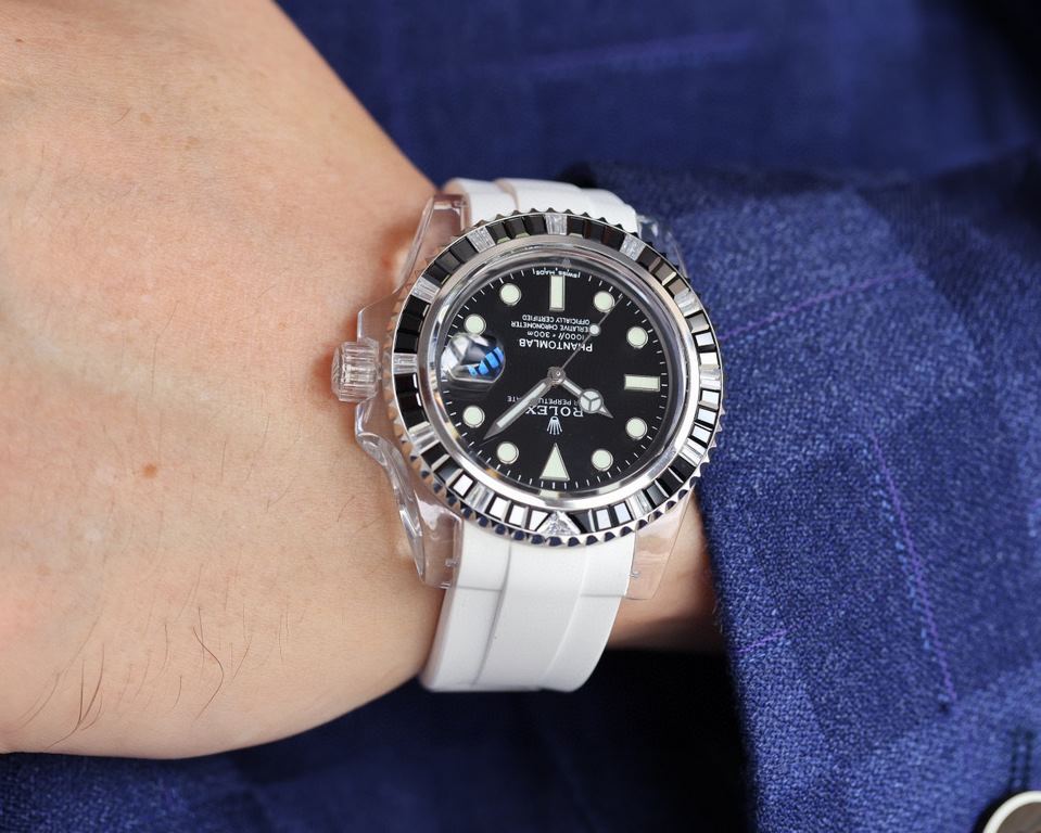 Rolex   Phantomlab modified masterpiece imported crystal glass crystal series, combined with elegant modern aesthetics and exquisite watchmaking technology, the first time to introduce imported crystal with excellent har