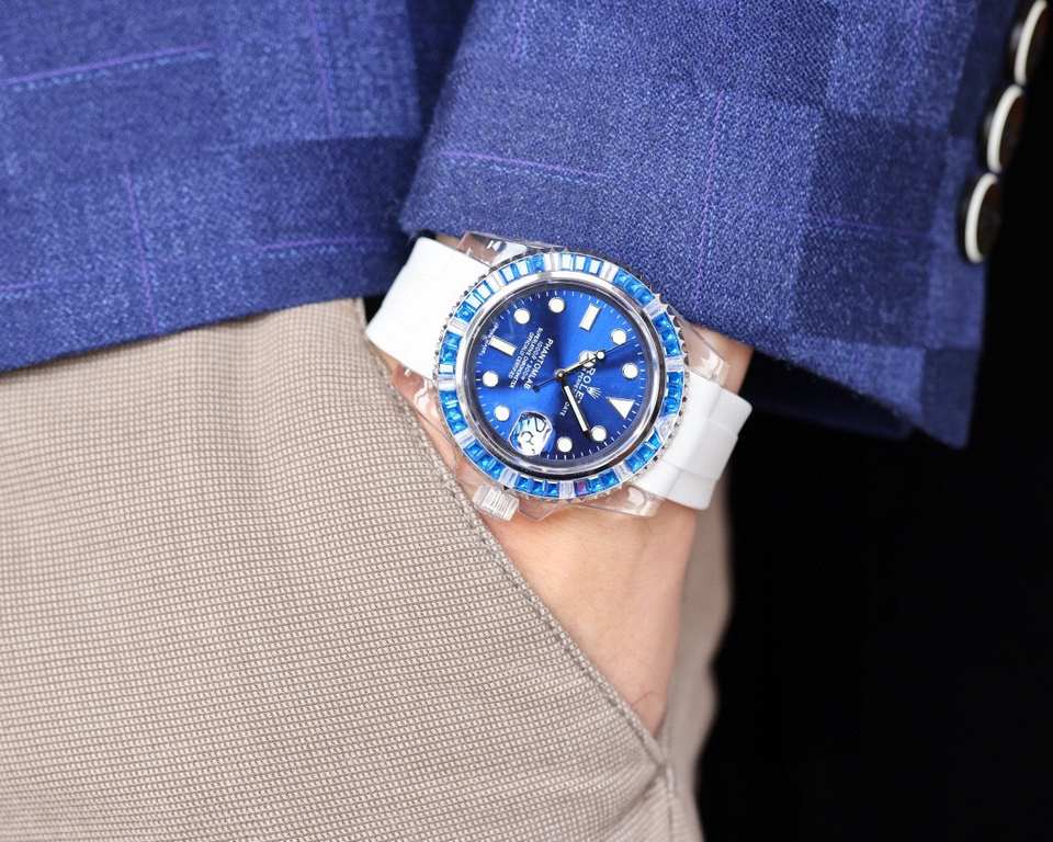 Rolex   Phantomlab modified masterpiece imported crystal glass crystal series, combined with elegant modern aesthetics and exquisite watchmaking technology, the first time to introduce imported crystal with excellent har