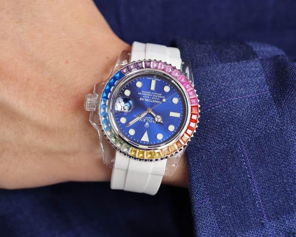 Rolex   Phantomlab modified masterpiece imported crystal glass crystal series, combined with elegant modern aesthetics and exquisite watchmaking technology, the first time to introduce imported crystal with excellent har