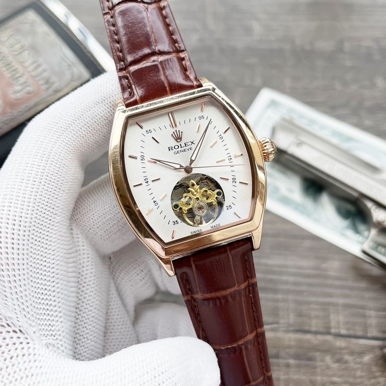 The new tonneau product is shockingly on the market【Newest】：Rolex three hands big flywheel designType】：Boutique men's watchesStrap] Genuine cowhide leather strap[Movement] High-end automatic mechanical movement[Mirror] m