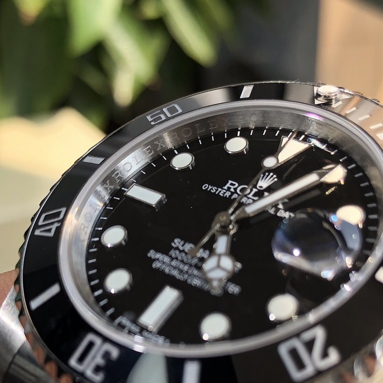 Comes with a box Support Hong Kong and USA direct shippingDial details!Rolex Black Aqua Ghost Advantage 1 Superior Quality and Cost EffectiveThe black water ghost refers to the Rolex Submariner series 116610LN watch, the