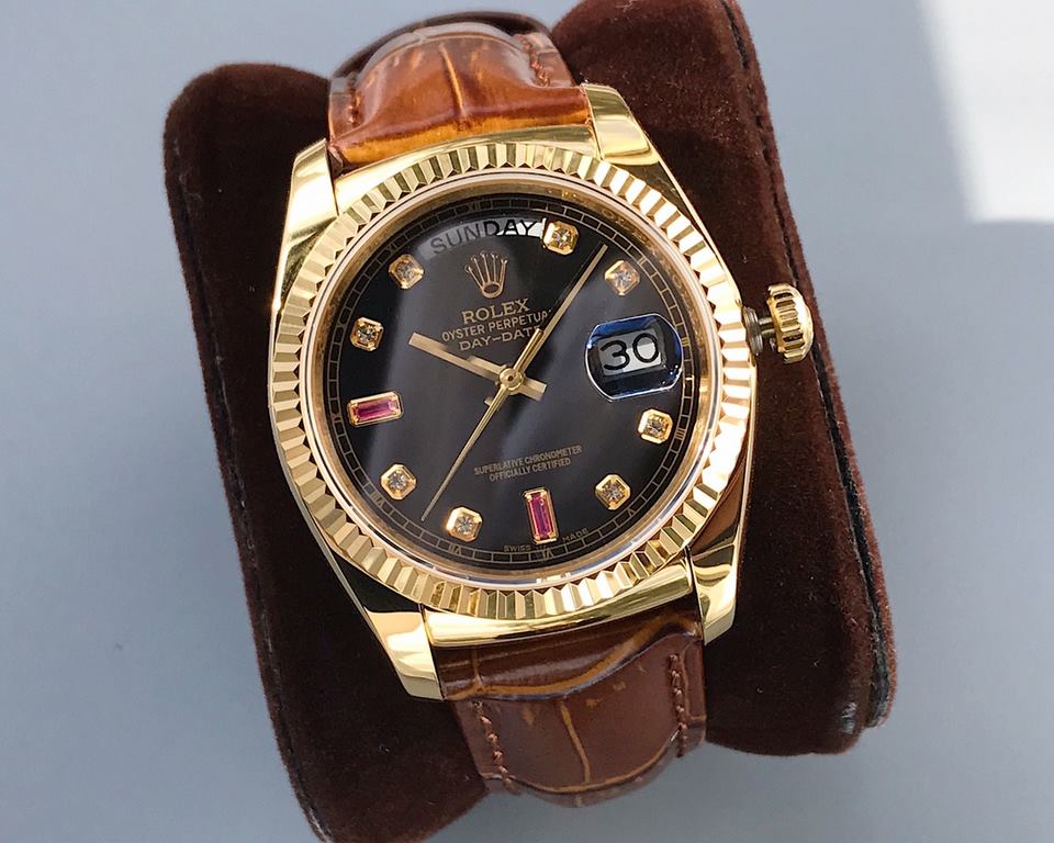 TR production] Rolex day-date 36mm weekly calendar type series of new a small number of arrivals to accept the scheduled shipment equipped with genuine imitation crocodile leather material strap, the original buckle, the