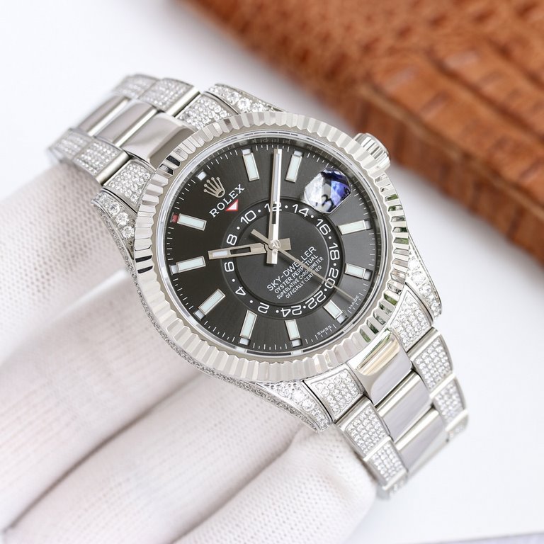 Factory2022 craftsmanship] Upgraded Rolex Sky-Dweller! Rolex Sky-Dweller! Wonderful details[Case] Size 42mm, calm, reliable and graceful!Bezel with Rolex Ring Command triangular pitted pattern, rotating the outer ring ca