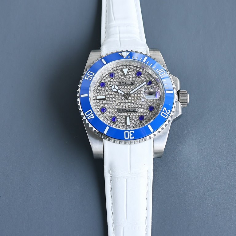 Uniform  . With Rolex's most classic submarine series water ghost as a prototype, after the ring mouth of the second modification, and then inlaid with top natural white stone, big shiny, extremely difficult, the same ma