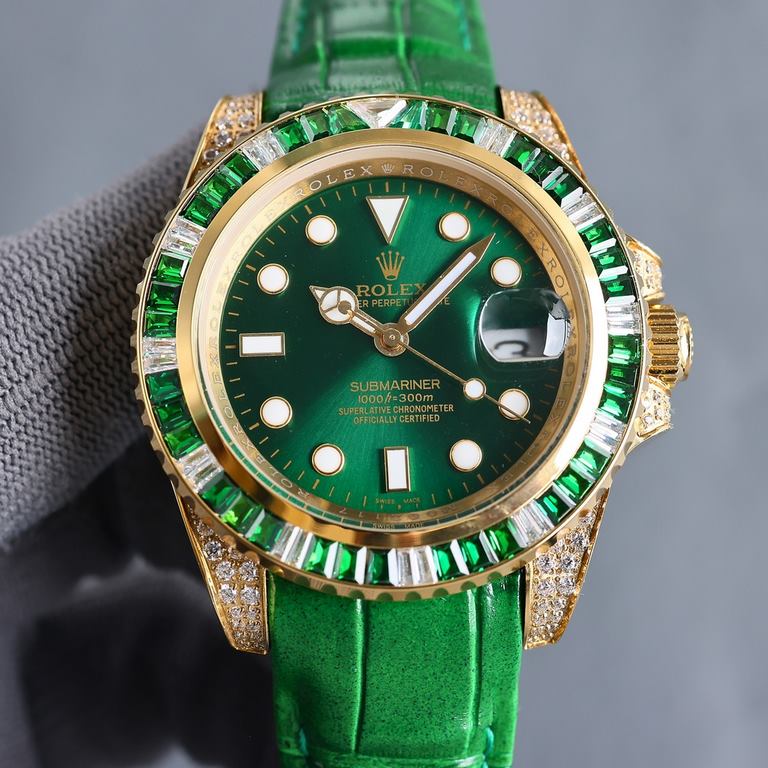 Rolex top plaything poisonous goods, like to hit the street watch water ghost you, he is definitely your soulmate. With Rolex's most classic submarine series water ghost as a prototype, after the ring mouth of the second