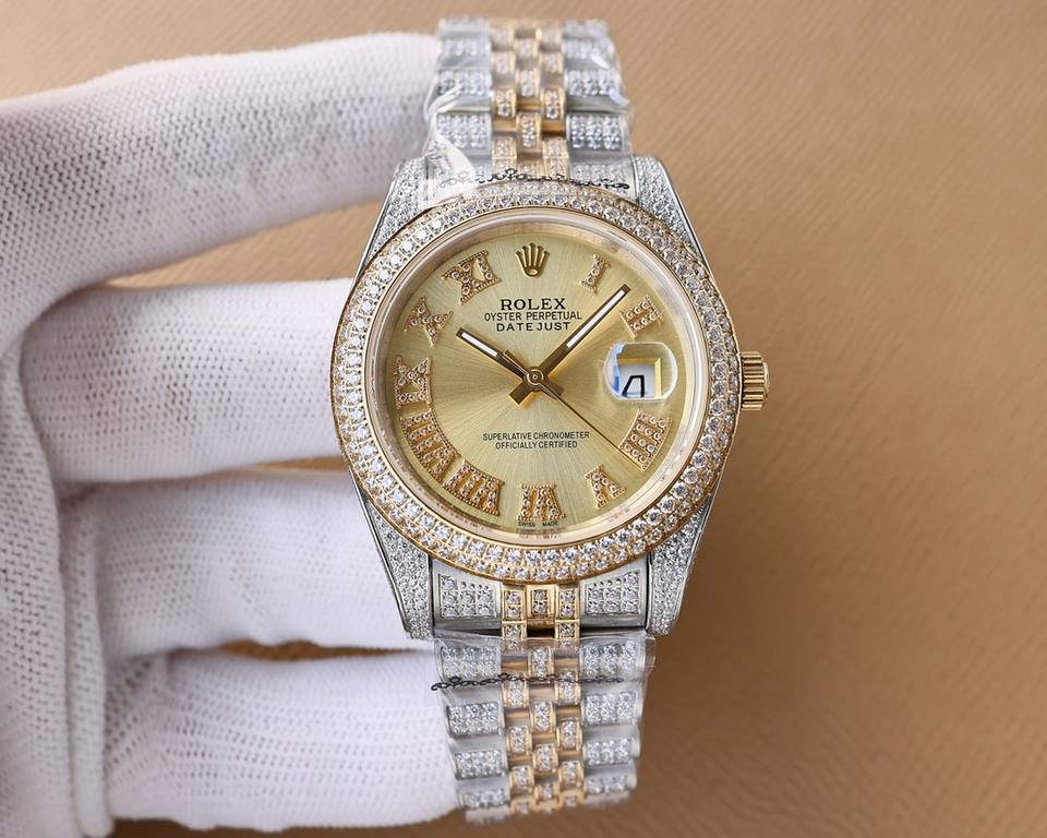 . Rolex ROLEX Luxury Ultimate Starburst Edition Hand-set and hand-built, the case and bracelet are fully encrusted with diamonds. Interpretation of luxury quality, dazzling, glamorous bloom. Movement domestic machine sta