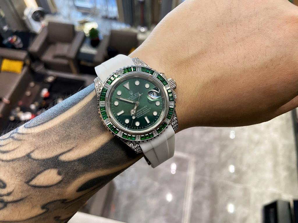 Rolex-ROLEX   Jeweled Circle custom-level reformulation of the water ghost to come [color] hand in hand with high-end jewelry factories, heavily inlaid with 72 black, green, sapphire corresponding color water ghost circl