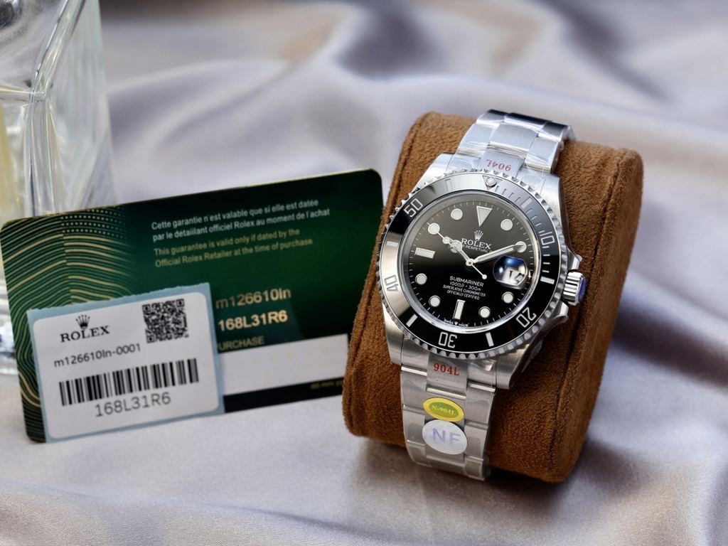 NF factory to strong production   Rolex new 41mm version of the water ghost! The top version is equipped with NFC sensor anti-counterfeiting function, which can be read by cell phone, and the card, official website and t