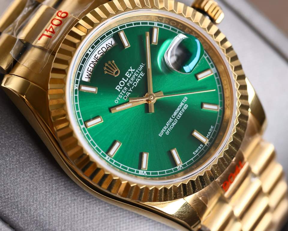 (pictured above with high concessions) 2022 New Rolex Oyster Log 36 Series1 With the new Rolex caliber 2836;2 Almost the same thickness as the original 11.7mm 36mm diameter;3 Polished word studs; top Swiss ice blue lumin