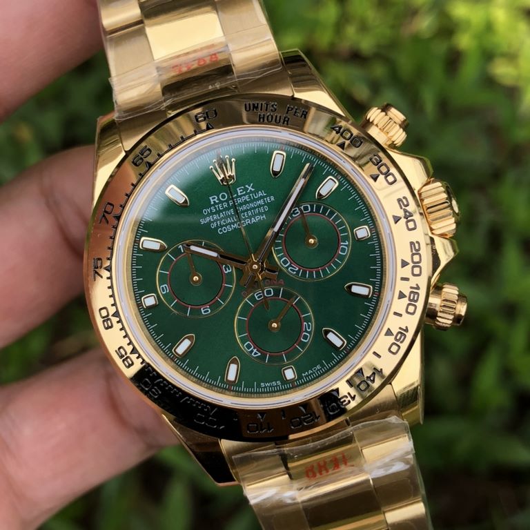 V3 version of the latest  1  gear 7750 movement, no calendar gap!Rolex Daytona exclusive customized 1 gear movement time stability, the market 7750 version of the thinnest 13mm, no calendar gap in the middle, pull out th