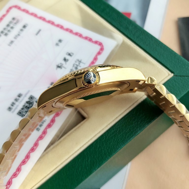 Batch with box Support Hong Kong, the United States direct mailThe rich man's happiness is so simple and unadorned, the real meaning of the gold watch to come, the whole body covered with 18k gold, the thickness of 5um, 