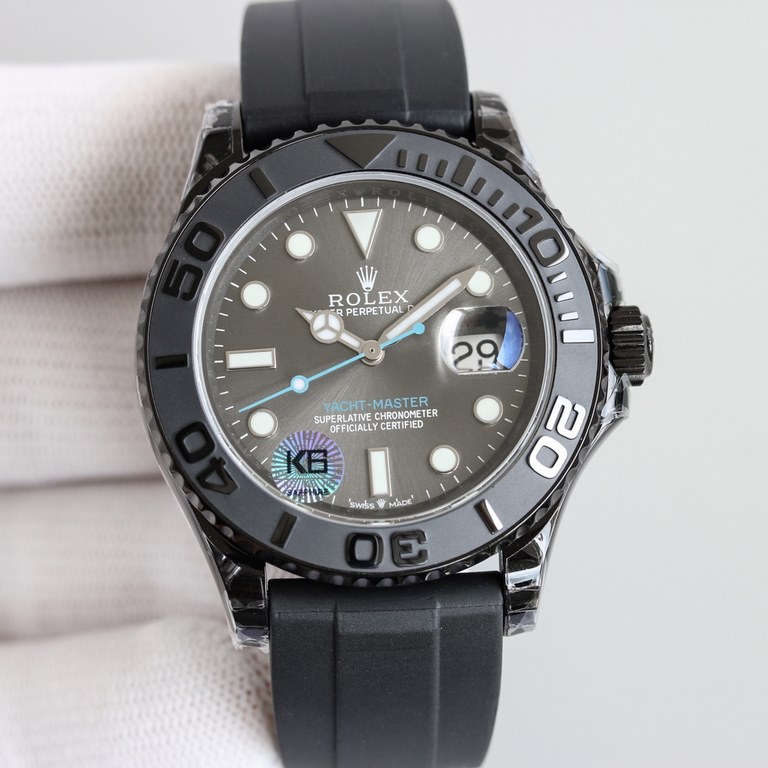 K6 Black Diamond is officially launched, took two years.Using 904 steel with tape, equipped with movement 2824, the collision of luxury and beauty [Case] size 40Mm, yacht case guaranteed waterproof 50 meters, the case is