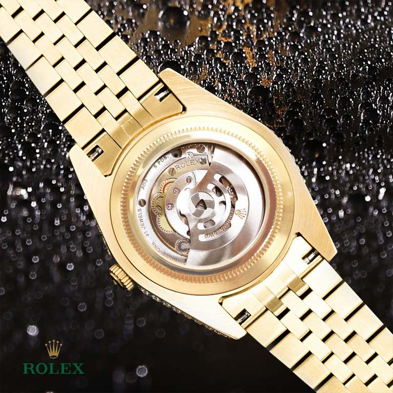 The highest version of the high-definition real photo journal full of diamonds models! 41mm diameter! Suitable for both men and women! Adopting 3255 automatic mechanical movement! Rolex luxury 18k nanotechnology! 5 group