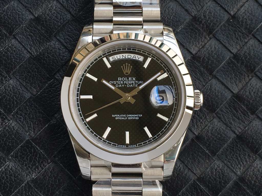 Upgrade V2 version EW Chengpin spent 8 months on the market Rolex The highest version on the market    weekly log type 3255 machine Original 1 to 1 open mold Professional size 40 mm a card one Authentic Warranty Card Ins