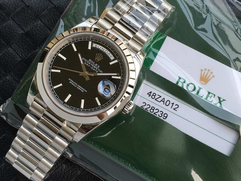 Upgrade V2 version EW Chengpin spent 8 months on the market Rolex The highest version on the market    weekly log type 3255 machine Original 1 to 1 open mold Professional size 40 mm a card one Authentic Warranty Card Ins