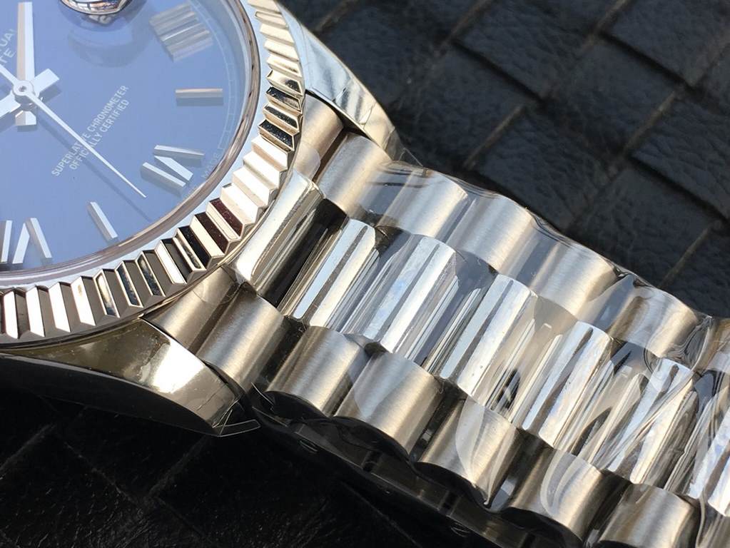 Upgrade V2 version EW Chengpin spent 8 months on the market Rolex The highest version on the market    weekly log type 3255 machine Original 1 to 1 open mold Professional size 40 mm a card one Authentic Warranty Card Ins