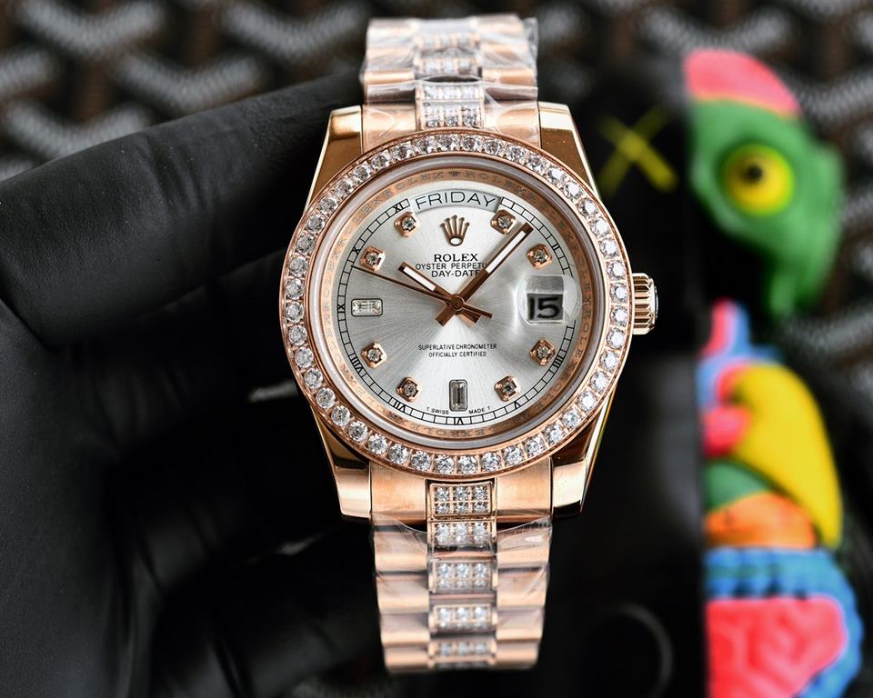 Rolex top plaything poisonous goods, do not like to hit the street watch water ghost you, he is definitely your soulmate. With Rolex's most classic submarine series water ghost as a prototype, after the ring mouth of the