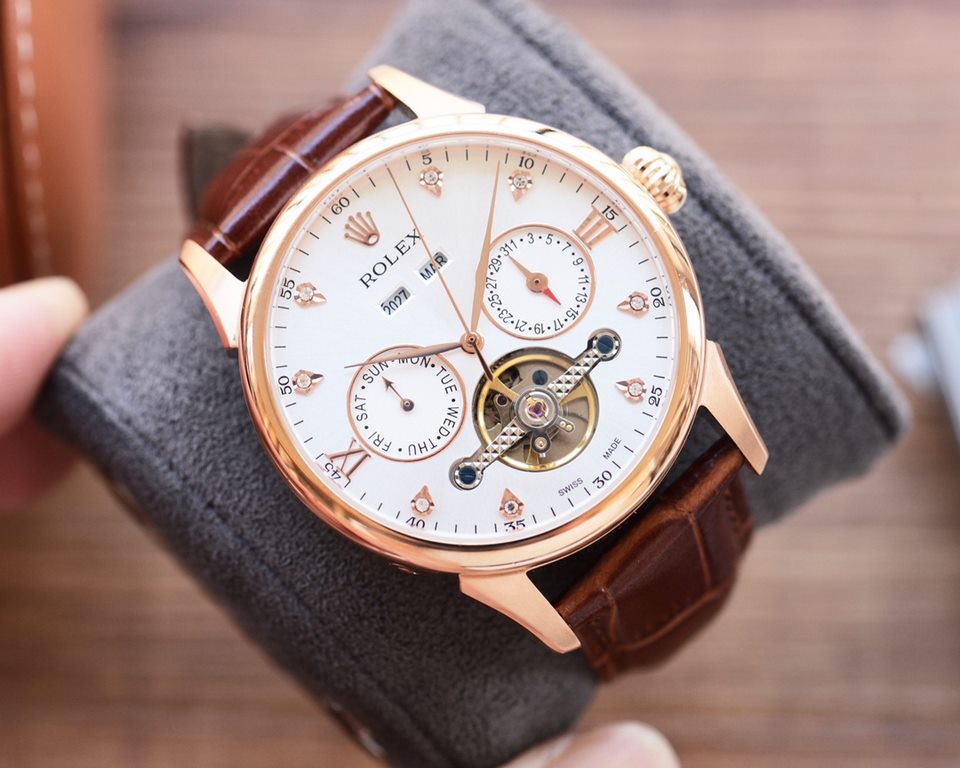 Men's favorite multi-function watch  【Newest】：Rolex   best design   exclusive first  【Type】：Boutique men's watches[Strap] Genuine cowhide leather strap[Movement] High-end automatic mechanical movement[Mirror] mineral rei