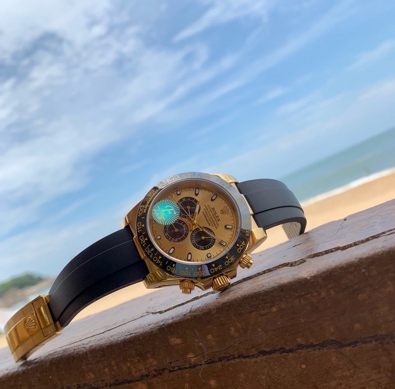 Golden Dee Continental Edition in gold color     finally shipped   43MMVersatility The most iconic watch of all time is the classic Ditonner   The Golden Dee is not limited to any outfit   All outfits can be worn with it