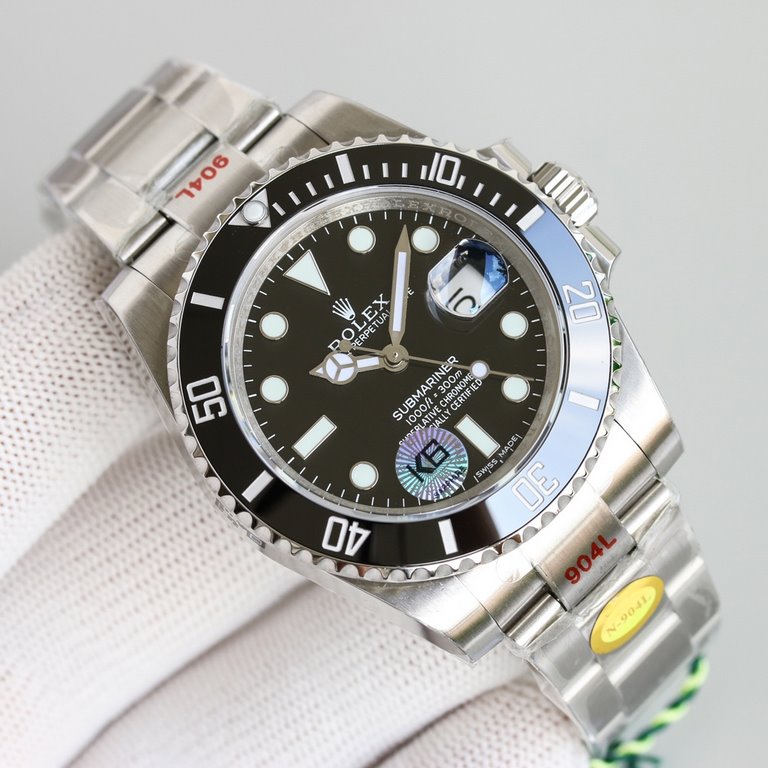 The top version of Rolex Rolex Submariner V10 version of the water ghost is strong! [Sapphire luminous stone] and [one key pop buckle] two exclusive technologies. Clone original Cal.3135 one-piece movement, blue hairspri