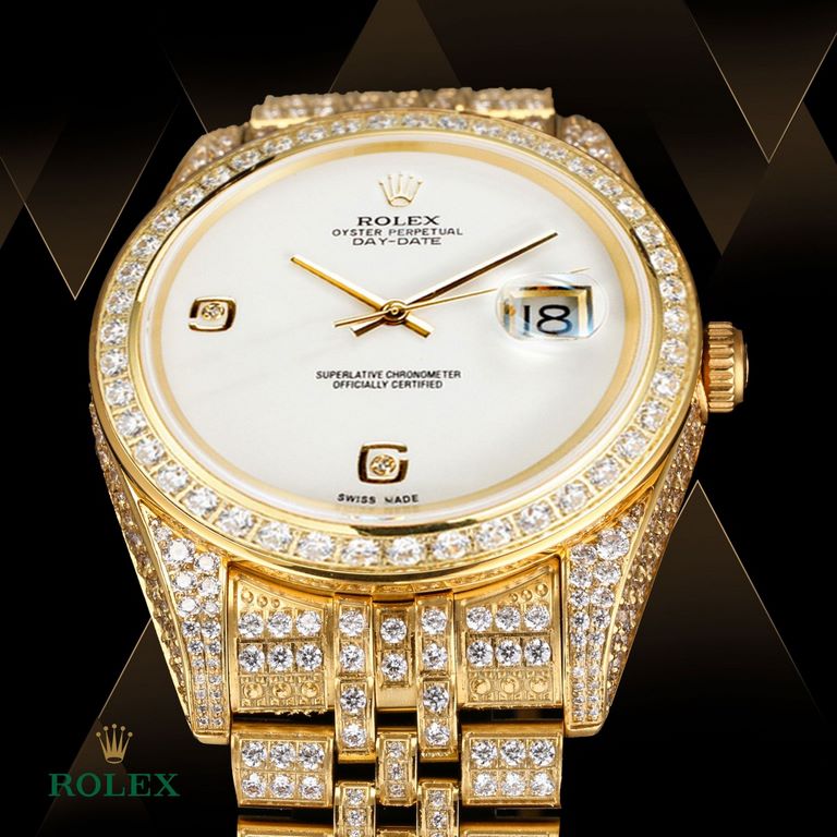 The highest version of high-definition real photo Simple fashion log full of diamond models! 41mm diameter! Suitable for both men and women! Adopted 3255 automatic mechanical movement! Rolex luxury 18k nanotechnology! 5 