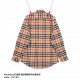 BurberryBurberry Check Embroidered Letter Long Sleeve ShirtSize：XS S M LBBR's most iconic classic striped shirt is a bestseller at the counter. The fabric is made of double stranded 80 woven twill fabric, checkered count