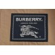 BurberryBurberry 23ss warhorse patch shirtThe original domestic 8400 purchased, the use of Korean shirt fabrics, compared to the market fabrics, to achieve the original version of the consistent high density, soft and st