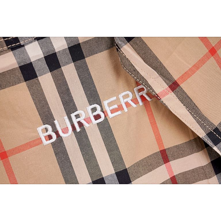 BurberryBurberry Unicorn Embroidered Logo Long Sleeve ShirtSize：XS S M LThe fabric is made of double stranded 80 count woven small twill fabric, checkered counterpoint, yarn fixed weaving and dyeing, side webbing customi