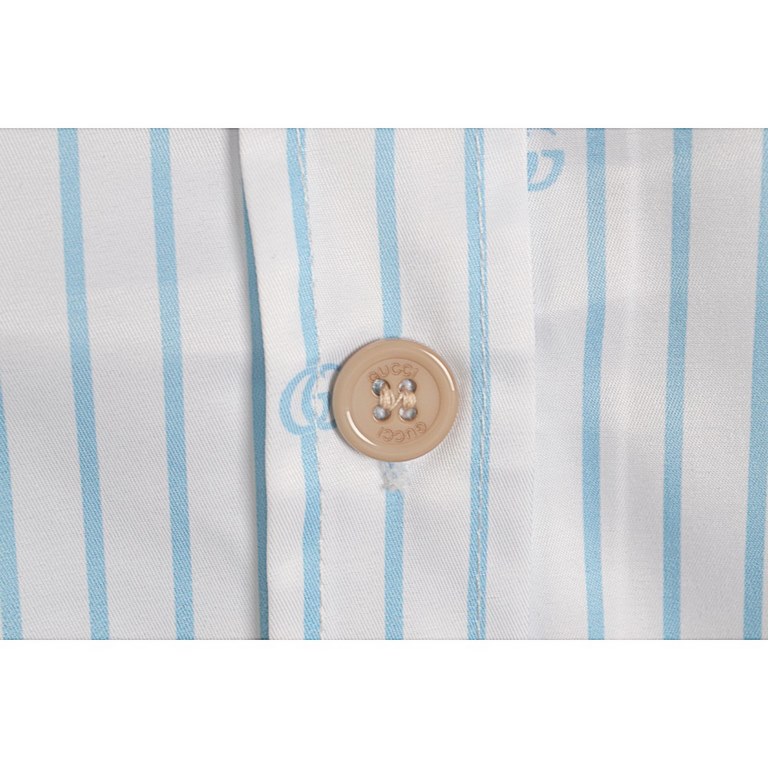 GucciGucci 22ss Printed Blue Striped ShirtSize：XS S M LCustom logo deep sea shell buttons, heavy duty embroidery crafted fabric, light blue, white and light blue GG stripe cut silk cotton from multiple collections, new f