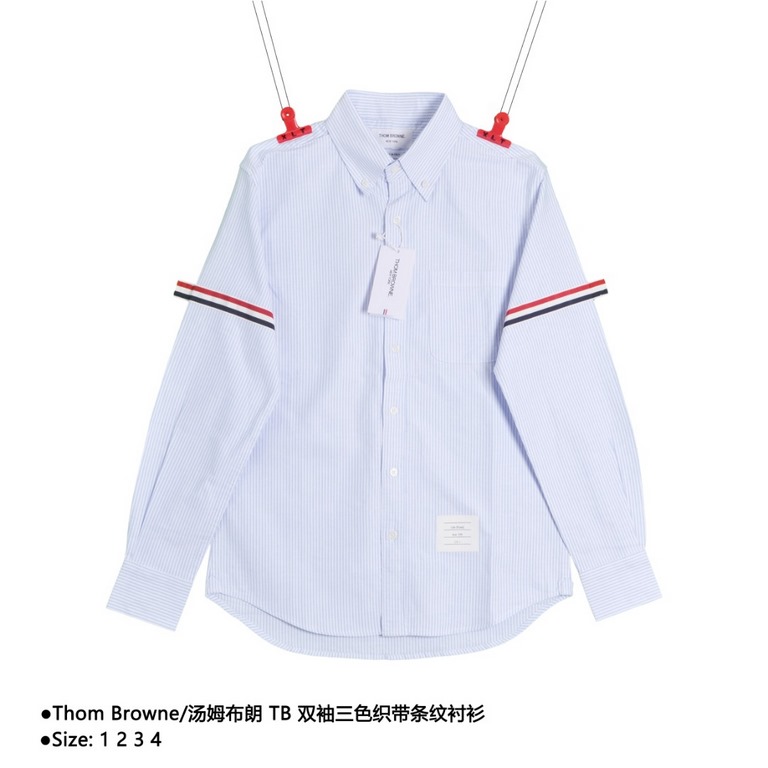 Thom BrowneTom Browne TB Two Sleeve Three Color Woven Stripe ShirtSize：1 2 3 4The most classic, classic, classic model of TB family. Purchased from Macau   zp one to one replica, imported fabrics, double sleeve logo webb