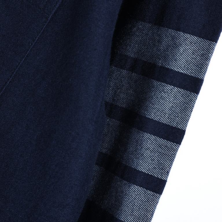 Thom Browne 22Fw Four Bar Stripe Flannel Long Sleeve ShirtHigh-count, high-density custom fabrics, facecloth thickened brushed, brushed process processing, feel delicate, high-grade cotton fabrics, the entire process usi